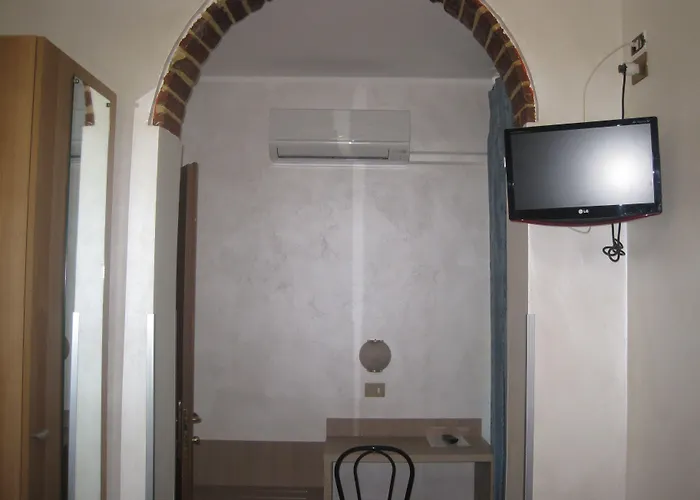 Bel Sit Hotel 2*