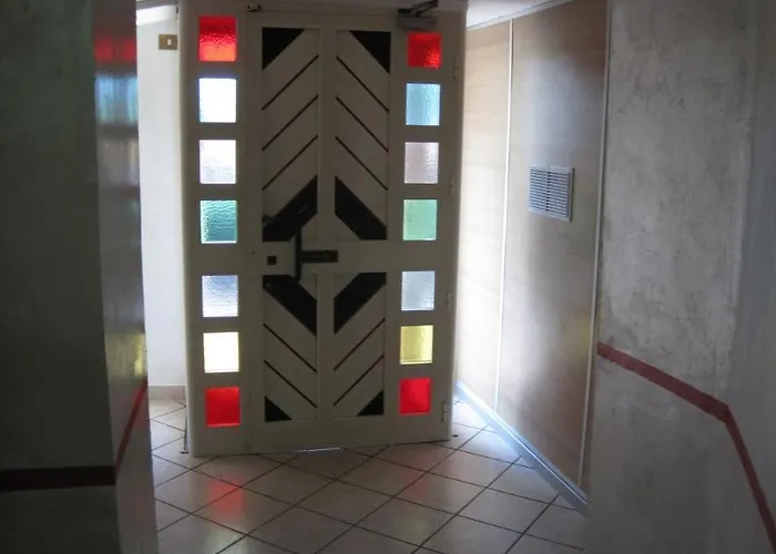 Bel Sit Hotel 2*