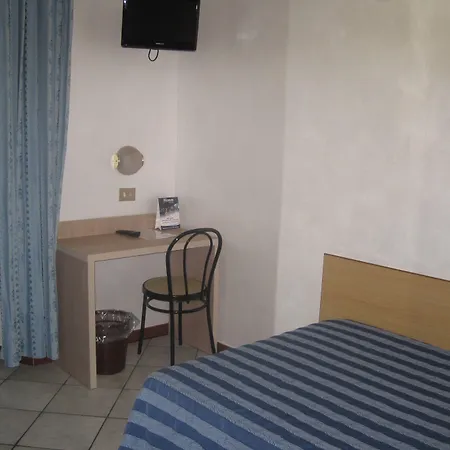 Bel Sit Hotel 2*
