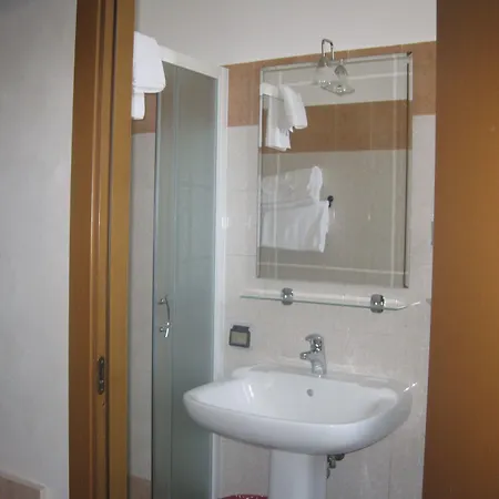 Bel Sit Hotel 2*